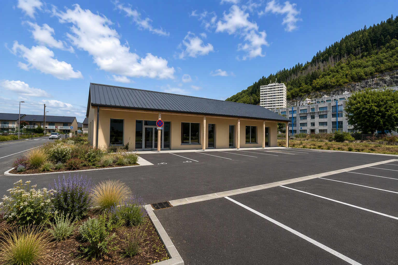 Nouveau commerces à Lourdes disponible à la location ou l'achat